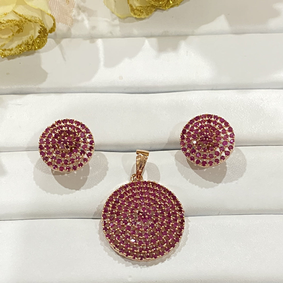 1.5 mm Round Ruby, Emerald , Black Onyx Gems Pendant With 22k Yellow Gold Plating — 4