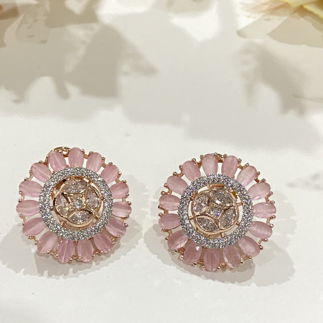 Floral Rose Gold stud earring, Luxury designer wedding earring — 2