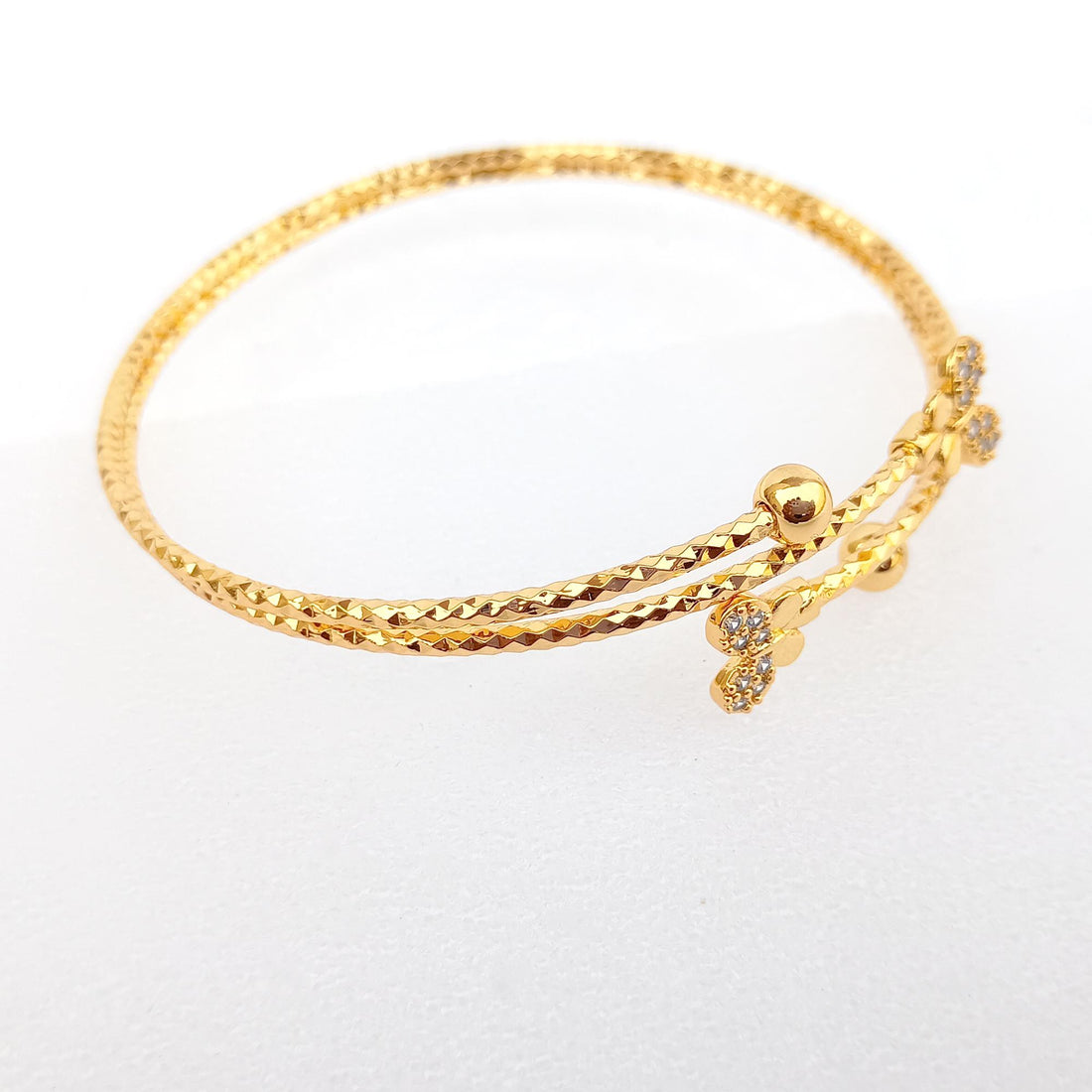 Handmade Cubic Zirconia Bangle: Gold Plated Indian Bollywood Jewelry — 4