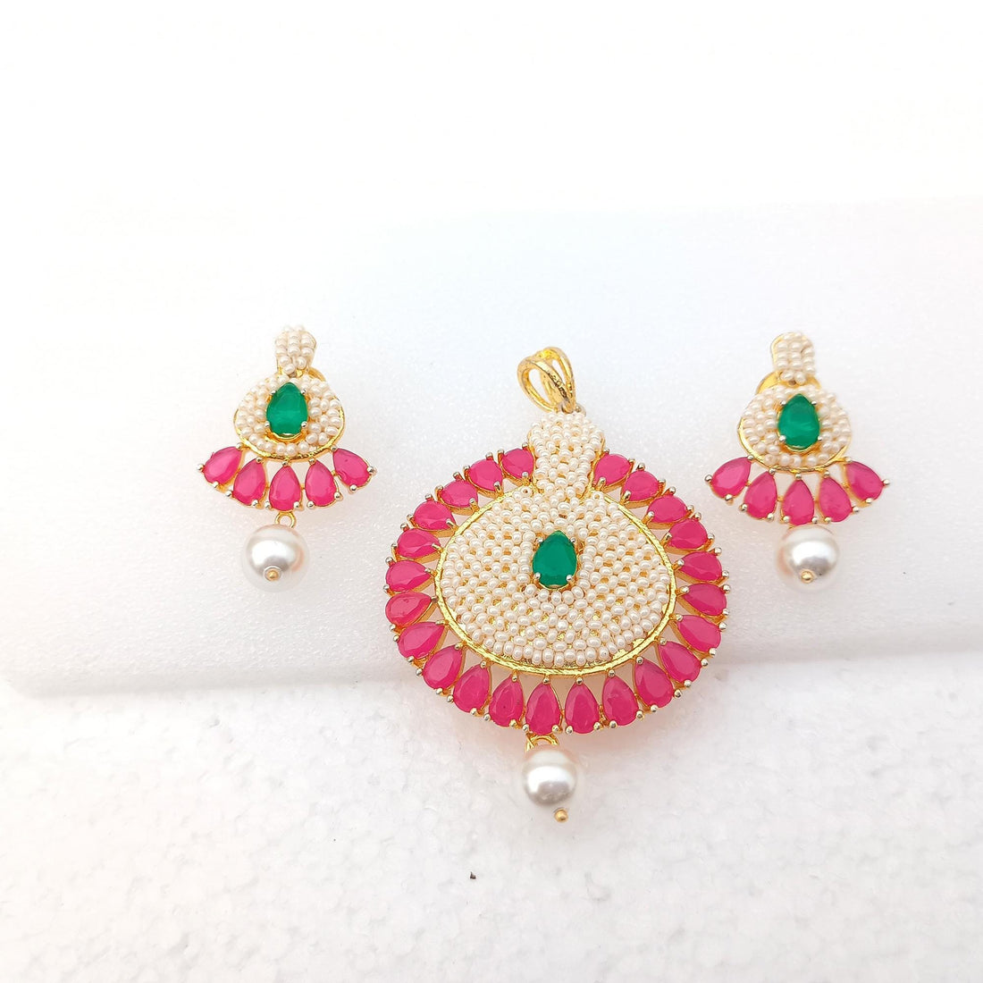 Ruby Emerald Pearl Pendant Necklace Set: Gold Plated Wedding Jewelry — 2