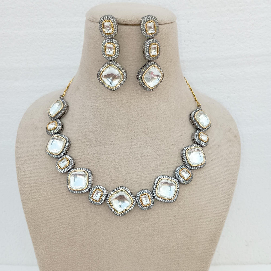Handcrafted Polki Diamond Necklace Set | Indian Bridal Jewelry | Traditional Wedding Necklace | Party Wear | Gift for Her — 2