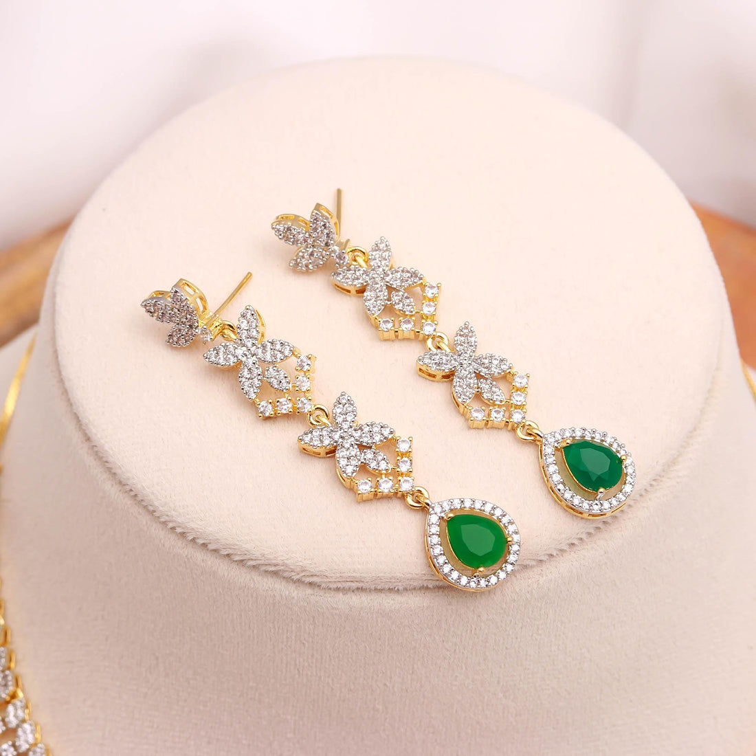 Teardrop Queen Necklace Set | 22K Gold Plated Brass Jewelry | Emerald Green & CZ Bridal Necklace Earrings Set | Indian Wedding Jewelry — 3