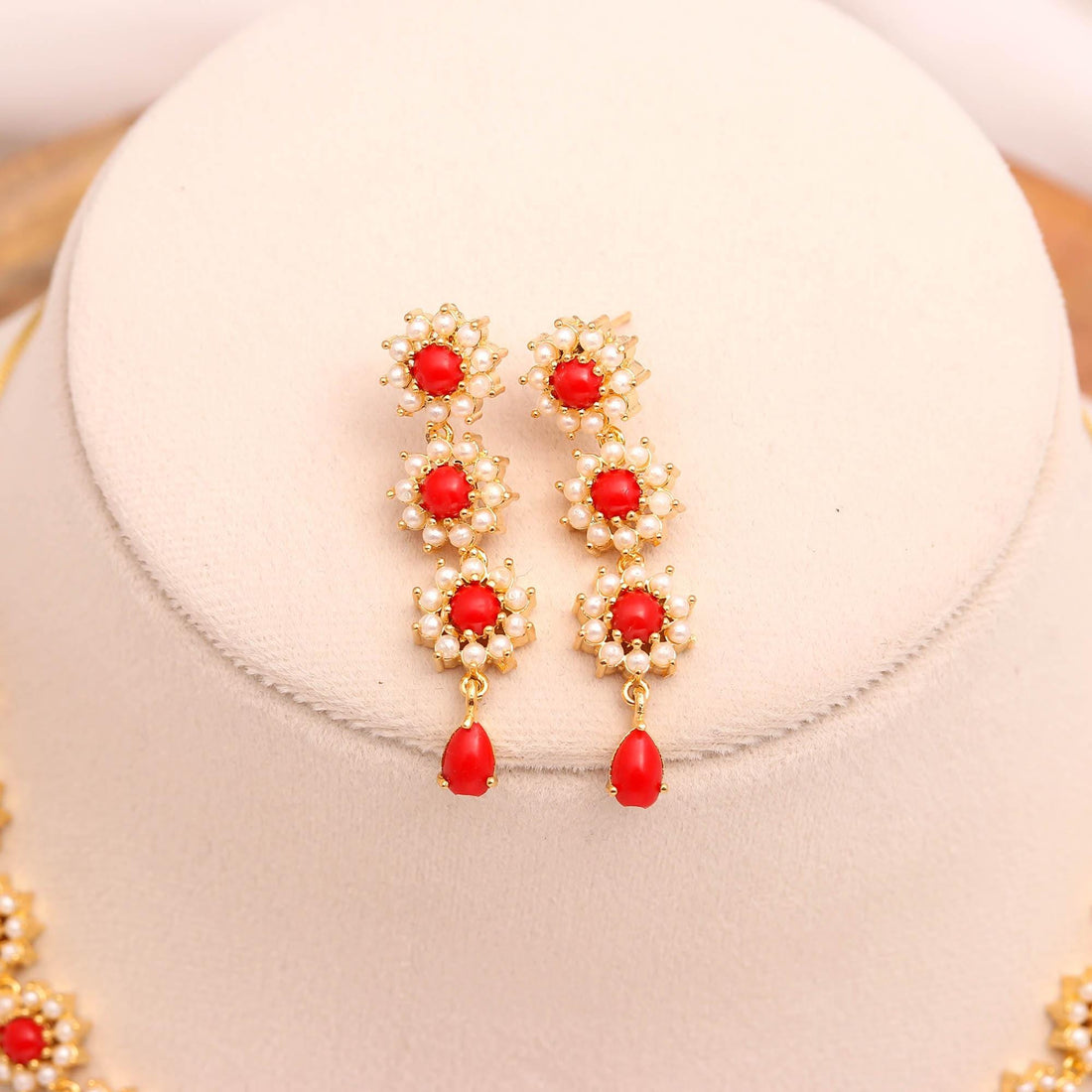 Floral Elegant Coral & Pearl Necklace Set | 22K Gold Plated Brass | Round Stone Bridal Wedding Jewelry | Festive Necklace | Gift for Her — 3