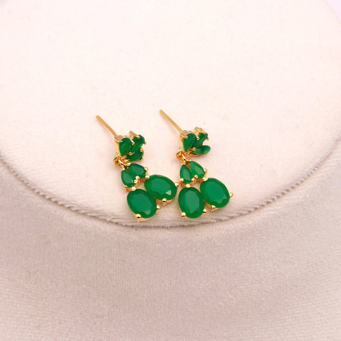 22K Gold Plated Oval Emerald Necklace Set | South Indian Traditional Jewelry | Bridal Necklace | Gift For Her | Wedding Necklace — 3