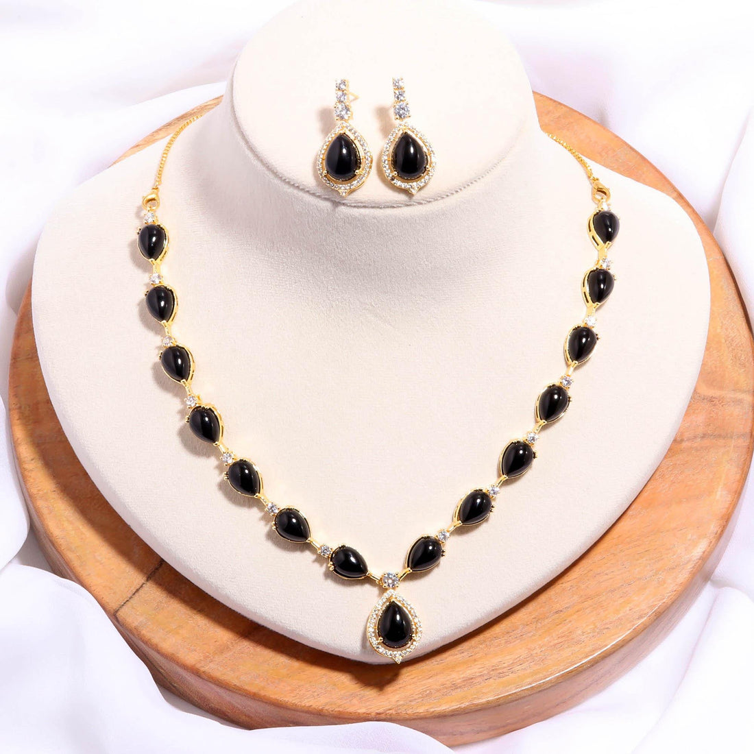 Black Necklace Set | 22K Gold Plated Brass Bridal Wedding Jewelry | Festive Engagement Statement Necklace | Gift for Her — 1