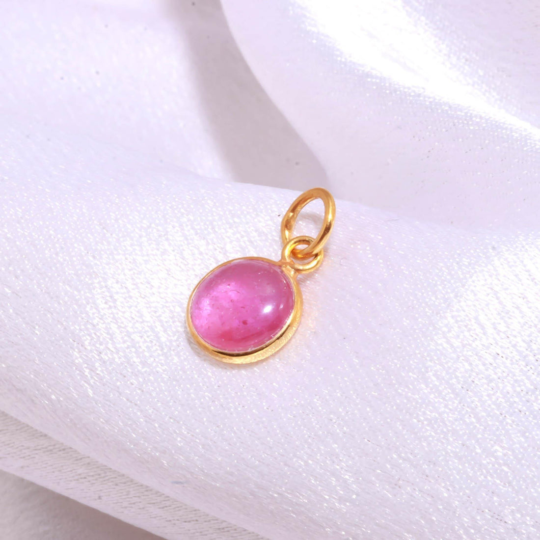 Natural Russian Emerald Pendant | 9K Gold Triangle Cabochon Emerald Charm | 19 Ct Bezel Set Fine Jewelry | Gift For Women | Gemstone Charm — 4
