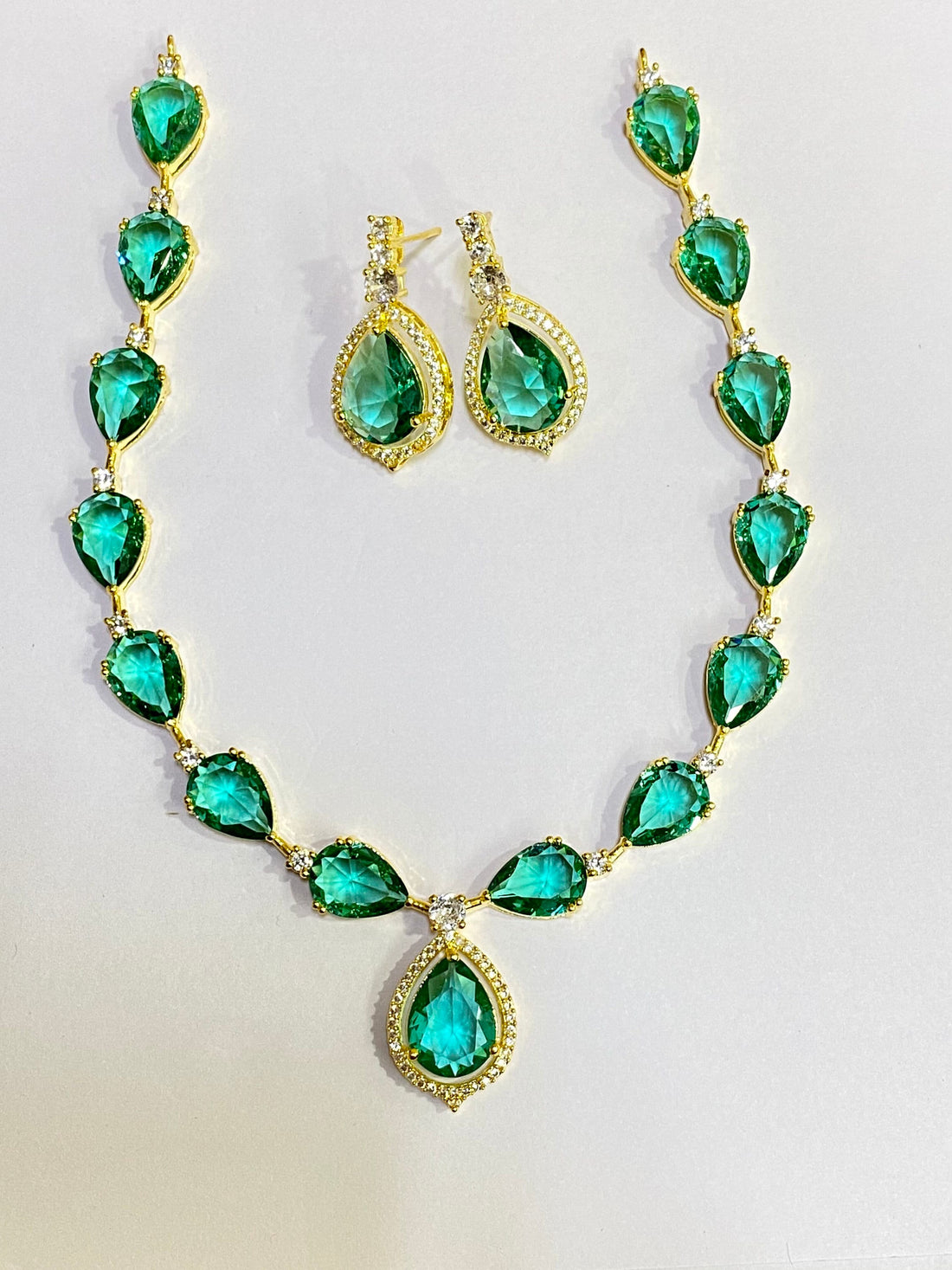 Emerald and Diamond Necklace, Pear Cut Colombian Emerald Gemstone, Gold Plated Emerald Green Necklace set — 8