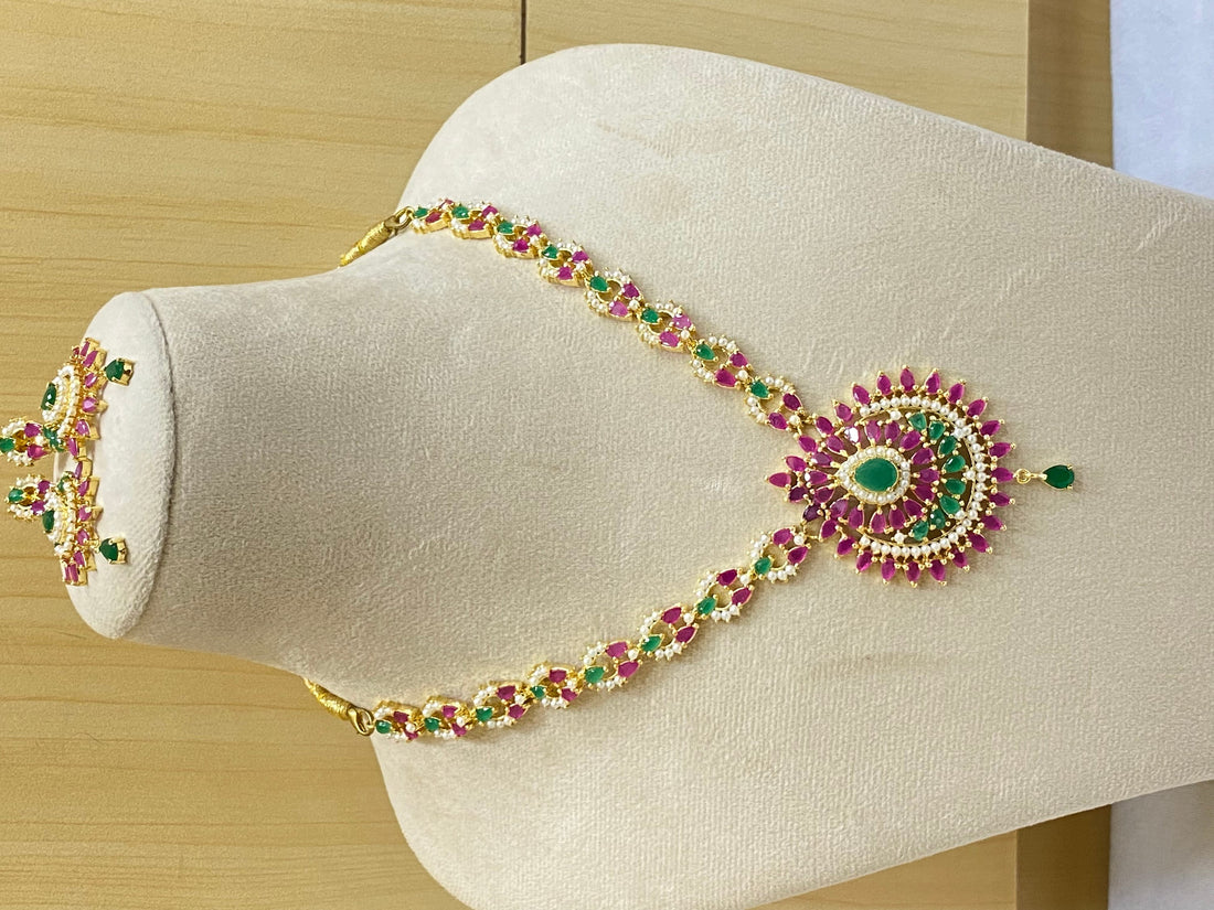 Gold plated Indian wedding necklace with Ruby, Emerald and pearls gemstones, South Indian jewelry — 6