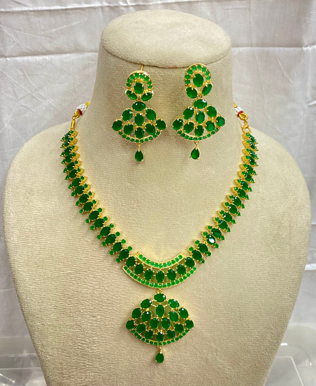 Emerald green Necklace Set, Gold Plated South Indian Jewelry — 2