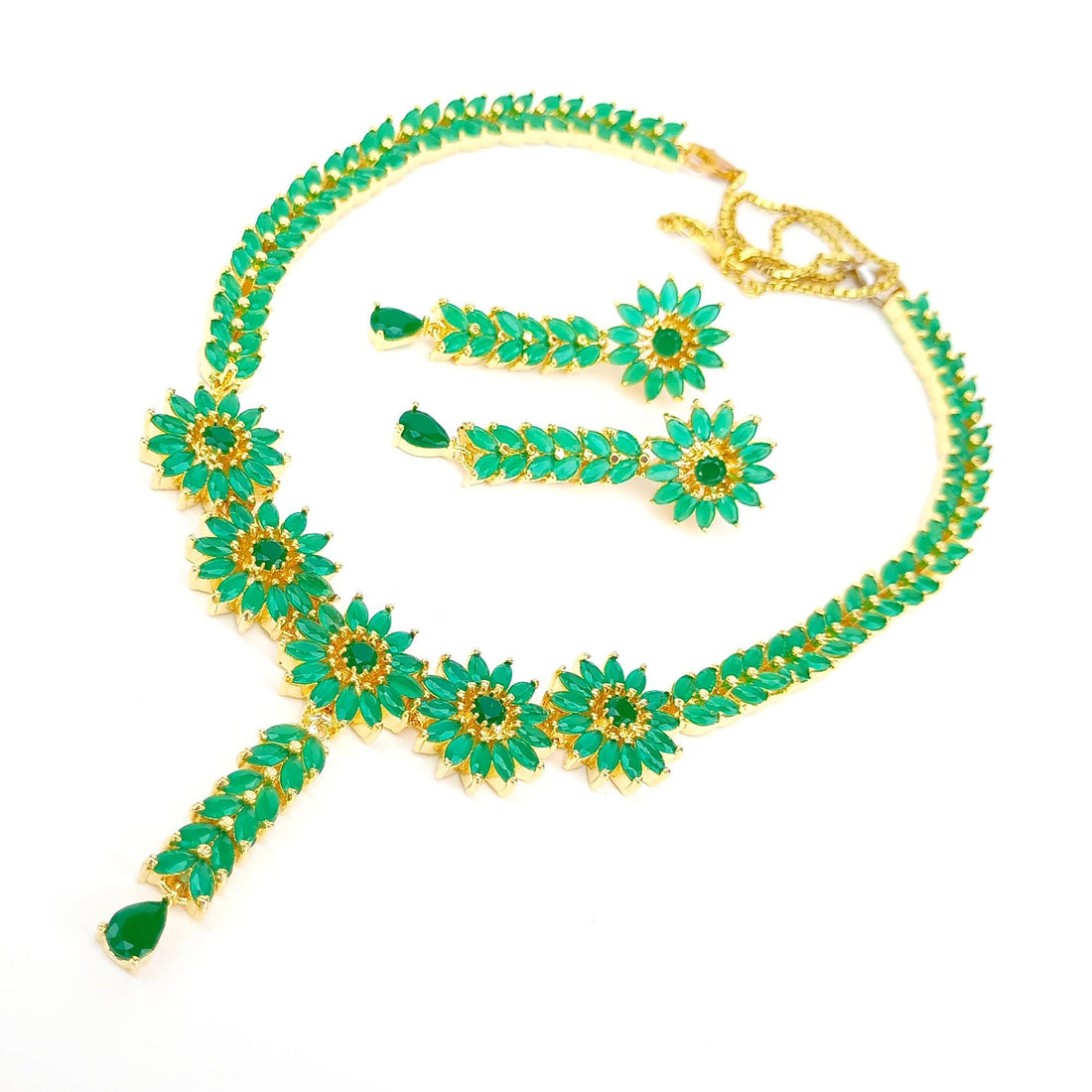 Emerald & Multi-Stone Necklace | 22K Gold Plated Indian Wedding Jewelry | Statement Bridal Necklace | Gift For Her | Engagement Jewelry — 8
