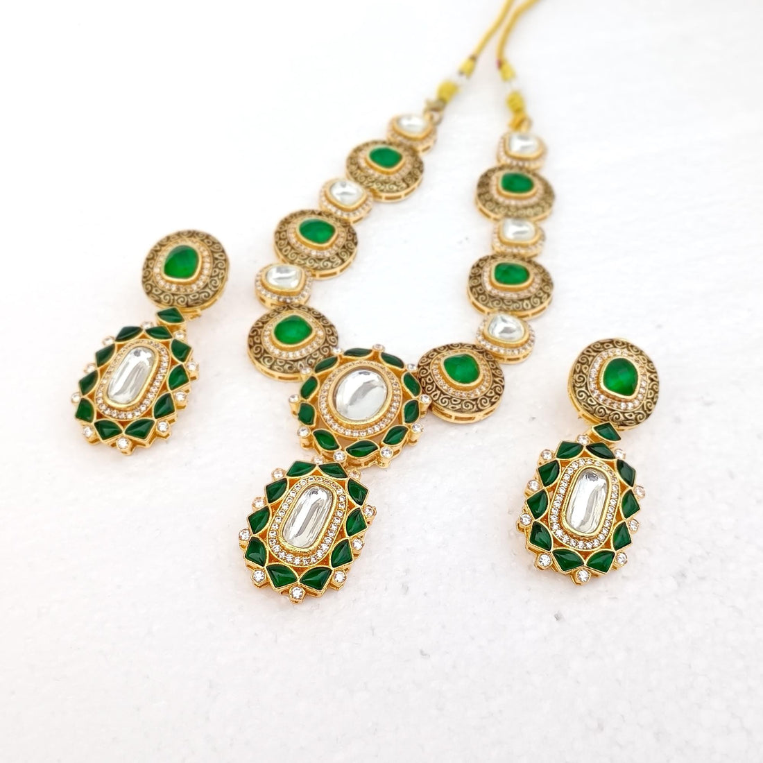 22k Gold Plated Kundan Necklace | Indian Bridal Jewelry | Elegant Wedding Ethnic Statement Necklace | Traditional Jewelry | Gift For Her — 7
