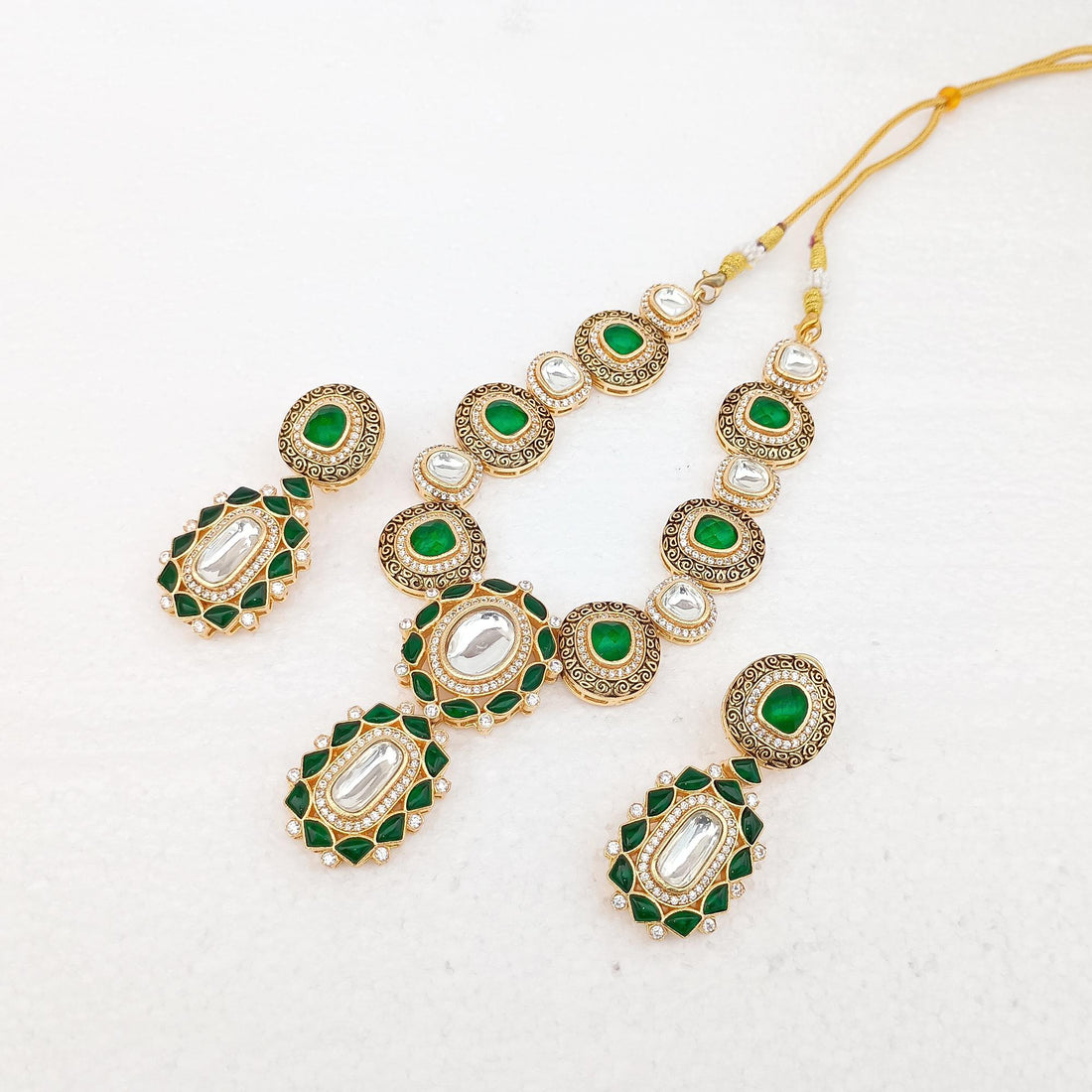22k Gold Plated Kundan Necklace | Indian Bridal Jewelry | Elegant Wedding Ethnic Statement Necklace | Traditional Jewelry | Gift For Her — 8