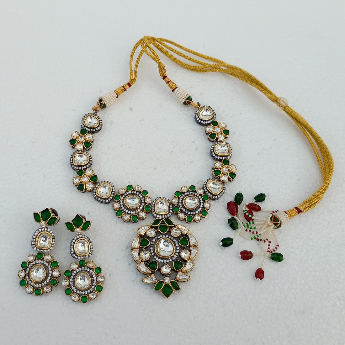 Emerald Polki Diamond Necklace Set | South Indian Bridal Jewelry | Gift For Her | Traditional Necklace  | Wedding Necklace — 7