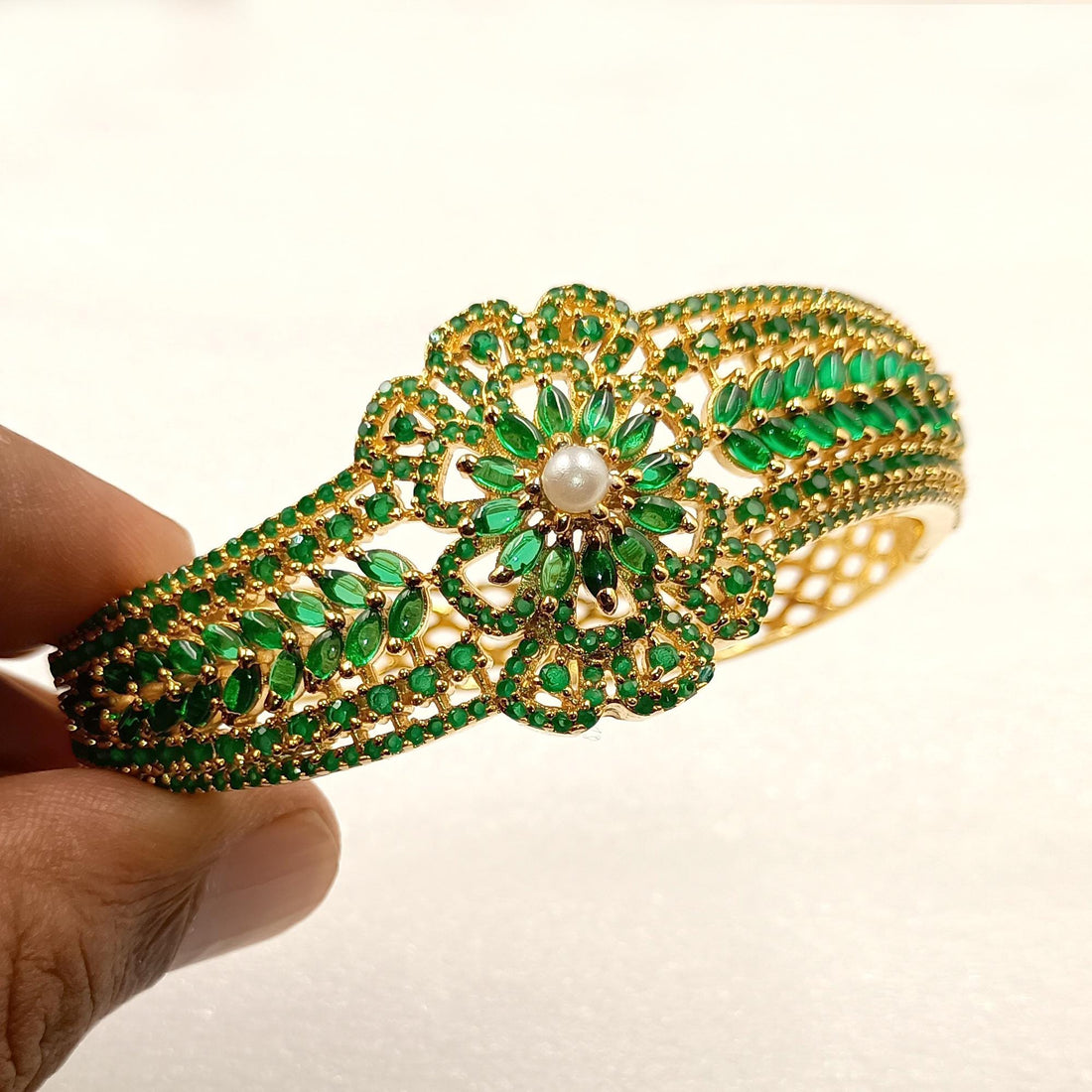 Gold Plated Emerald & Pearl Cuffs Indian Bracelet | Heritage Kundan Bridal Bangles | Indian Bridal Jadau Jewelry | Bracelet | Gift For Her — 6