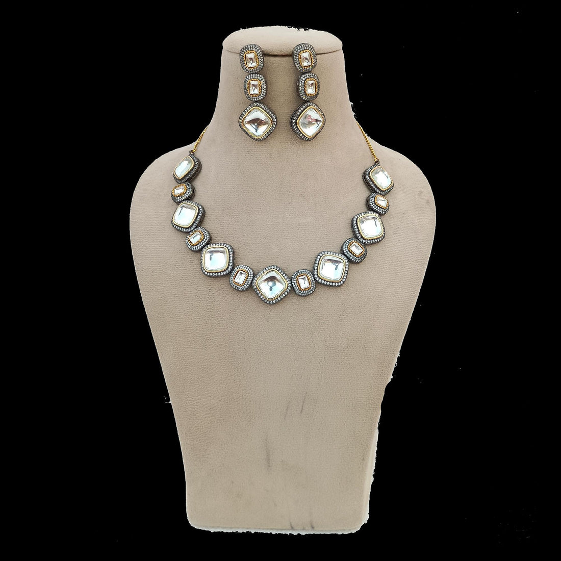 Handcrafted Polki Diamond Necklace Set | Indian Bridal Jewelry | Traditional Wedding Necklace | Party Wear | Gift for Her — 7