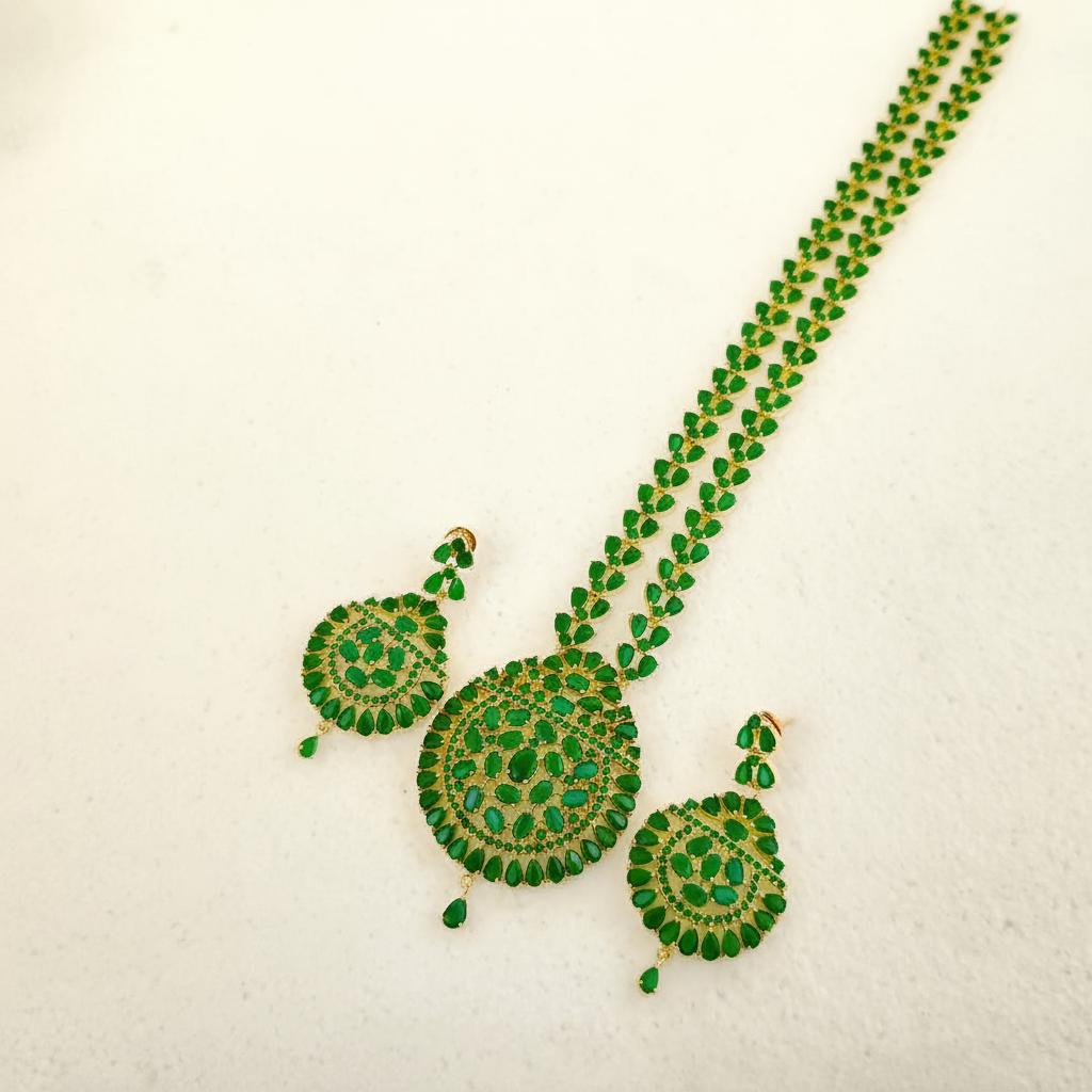 Emerald Green Long Haar Necklace | Gold Plated Jewelry | South Indian Jewelry | Traditional Bridal Wedding Necklace | Gift For Her — 2