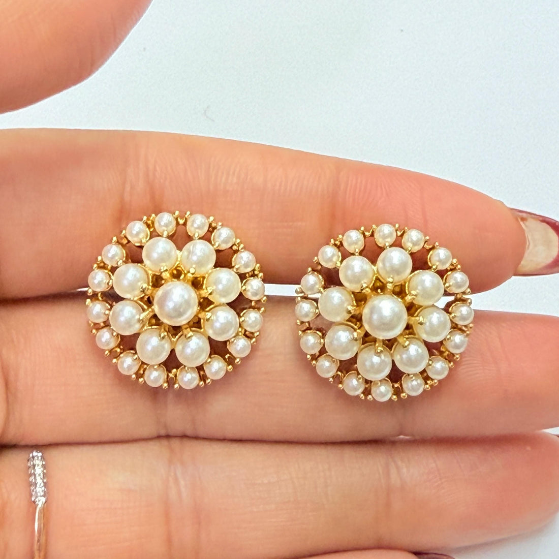 Gold Pearl earring stud, Flower stud earring, Fresh water pearl studs, Dainty Studs Jewelry — 8