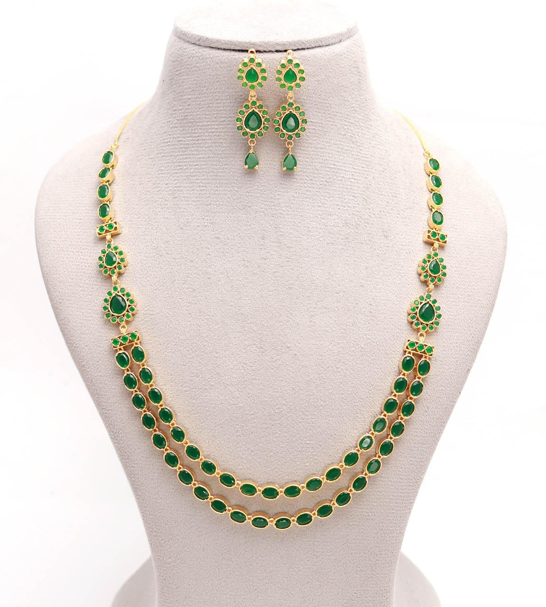 22K Gold Layer Emerald Long Necklace | Layered Necklace |Dainty Gold Layering Jewelry | Emerald Beaded Necklace Set| Minimalist Gift for Her — 3