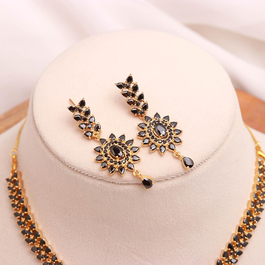 Black Onyx Pendant Style Gemstone Necklace Set | 22K Gold Plated Brass Marquise Oval Bridal Necklace | Party Wear Necklace| Gift For Her — 5