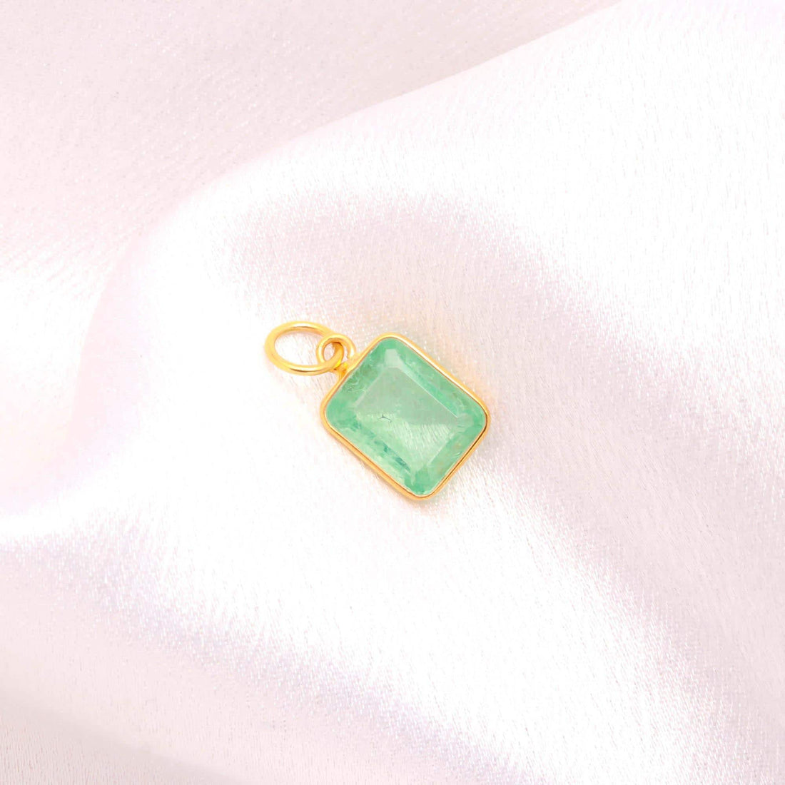 Columbian Emerald Octagon 12K Solid Gold Pendant, 7.39 ct  Green Colombian Emerald Charm, 10x15mm Step Cut Handmade Pendant, Gift for her — 3