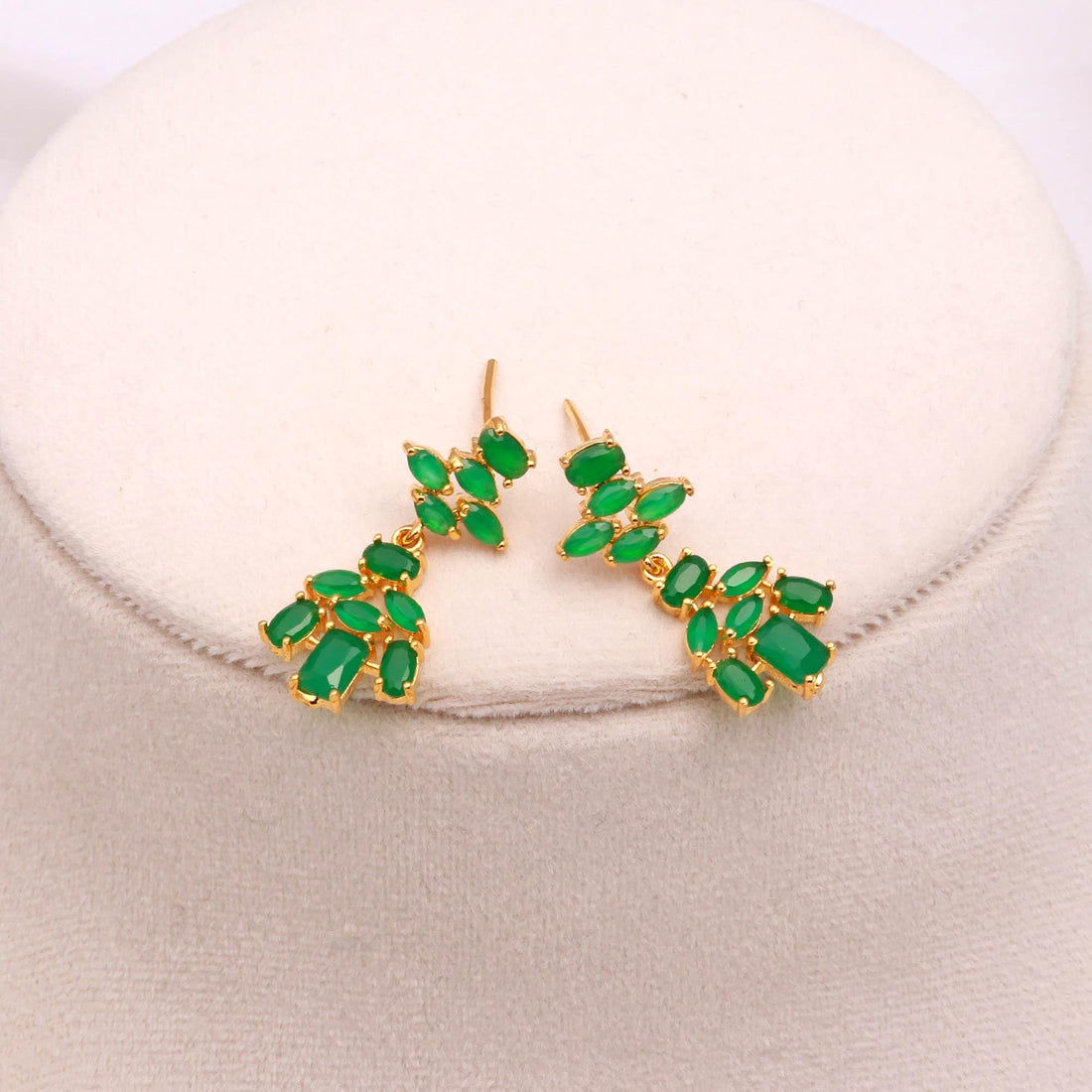 Emerald Oval & Baguette Necklace Set | 22K Gold Plated Necklace | Wedding Jewelry | Festive Necklace| Bridal Necklace | Gift For Her — 4