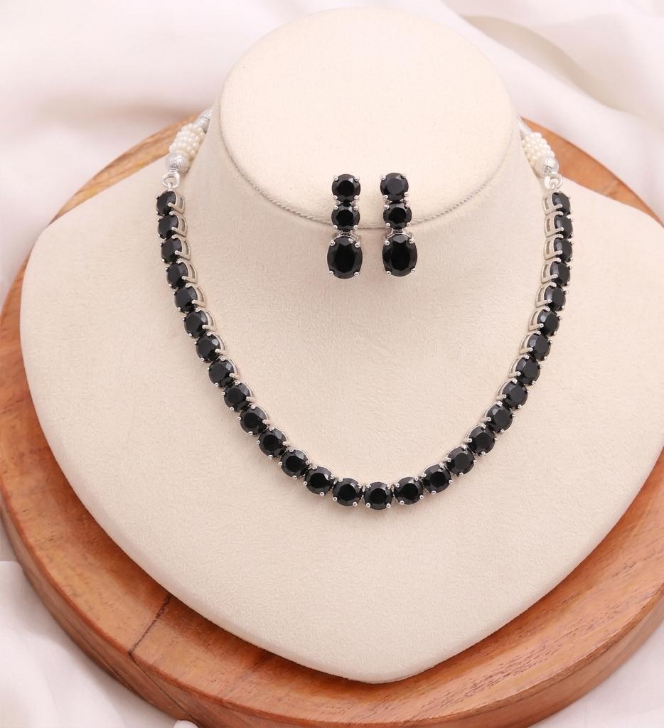 Black Onyx Necklace Set | 22K Gold Plated Brass Jewelry | Statement Necklace | Adjustable Elegant Gift | Gift For Her — 6