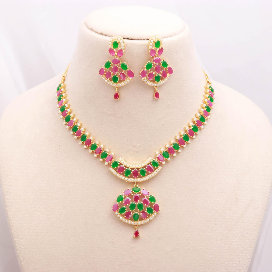 South Indian Emerald Ruby Pearl Necklace Set |22K Gold Plated Oval Cut Jewelry | Traditional Bridal Necklace | Wedding Jewelry |Gift For Her — 2
